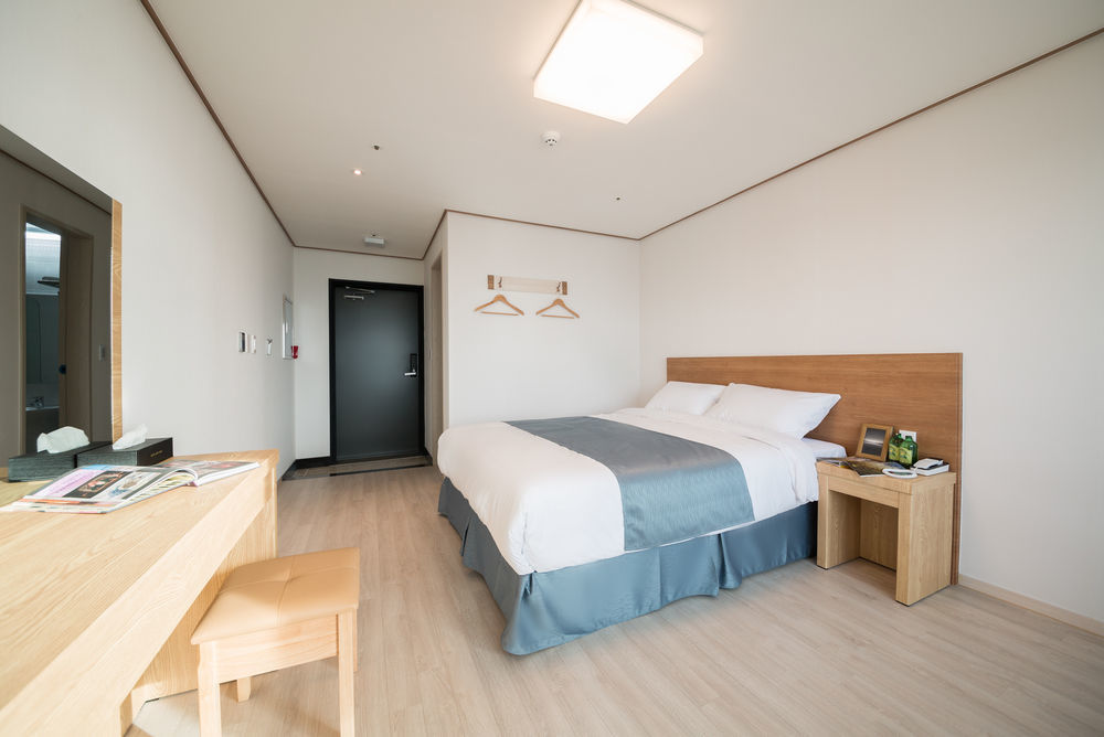 Jeju Mon Dieu Hotel Экстерьер фото